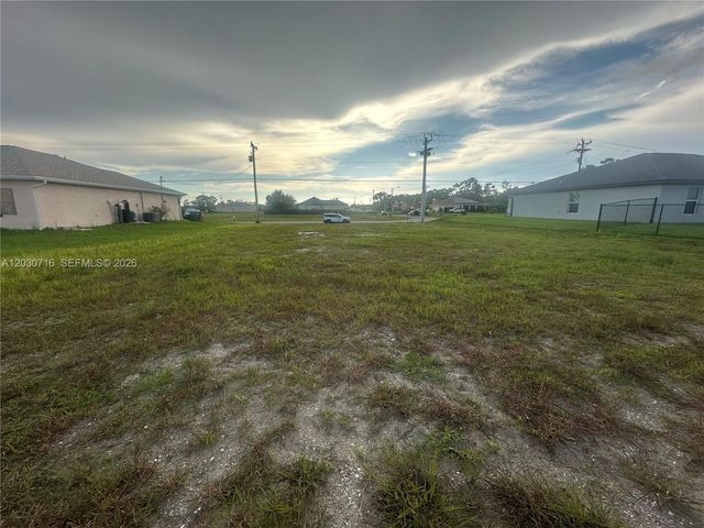 2911 El Dorado Blvd N, Cape Coral, FL 33993