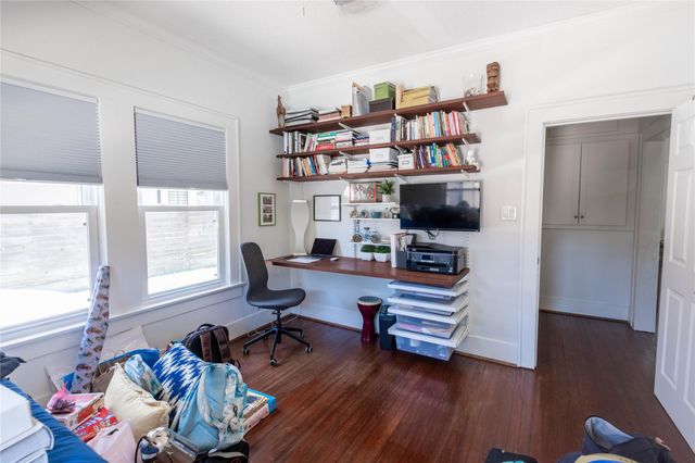 927 Highland Street, Houston, TX 77009
