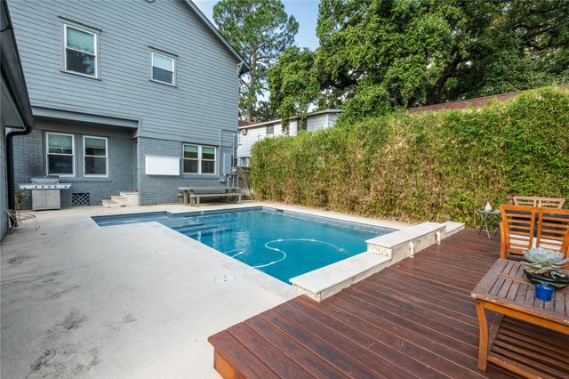 927 Highland Street, Houston, TX 77009