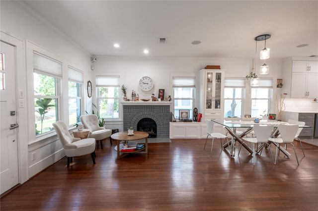 927 Highland Street, Houston, TX 77009