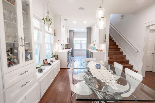 927 Highland Street, Houston, TX 77009