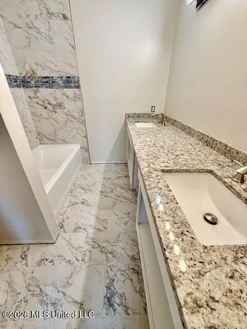 3305 N 8th Street, Ocean Springs, MS 39564