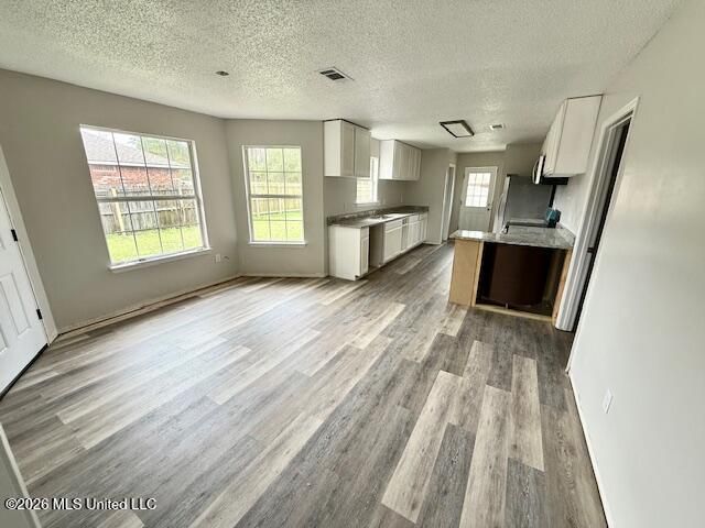 3305 N 8th Street, Ocean Springs, MS 39564