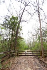 101 E Fork Drive, Cleveland, TX 77328