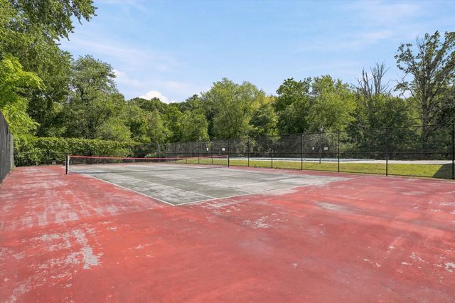 237 N Main St 5, Andover, MA 01810