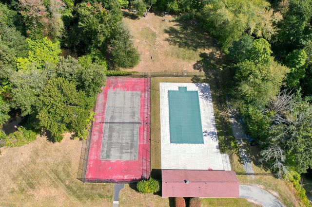 237 N Main St 5, Andover, MA 01810