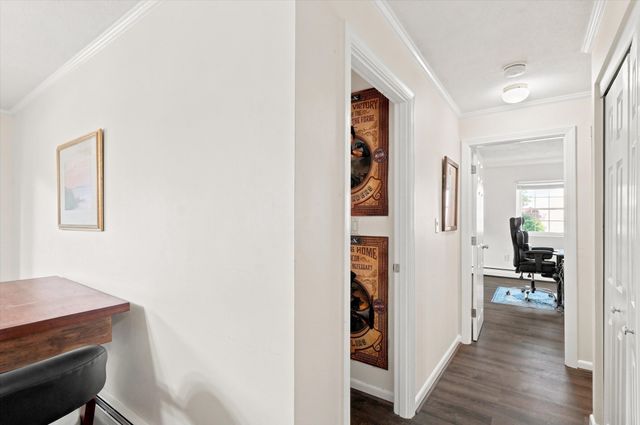 237 N Main St 5, Andover, MA 01810