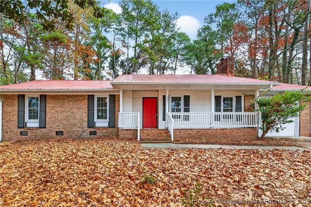 1607 Hickory Ridge Court, Fayetteville, NC 28304