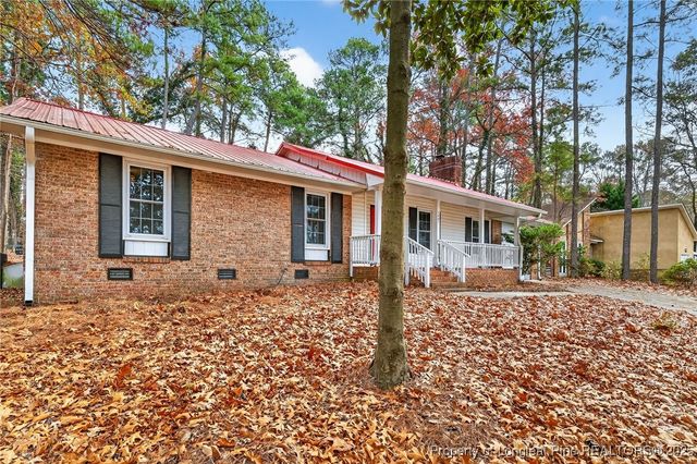 1607 Hickory Ridge Court, Fayetteville, NC 28304