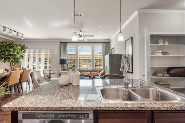 30000 Fm 2978 D1, Magnolia, TX 77354