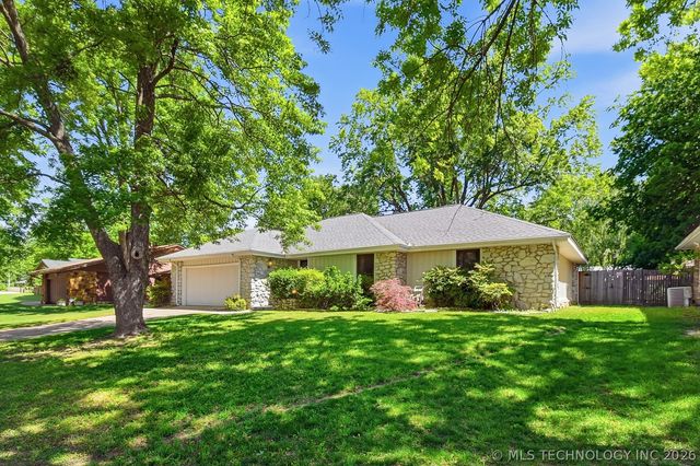 1963 W 65th Street, Tulsa, OK 74132