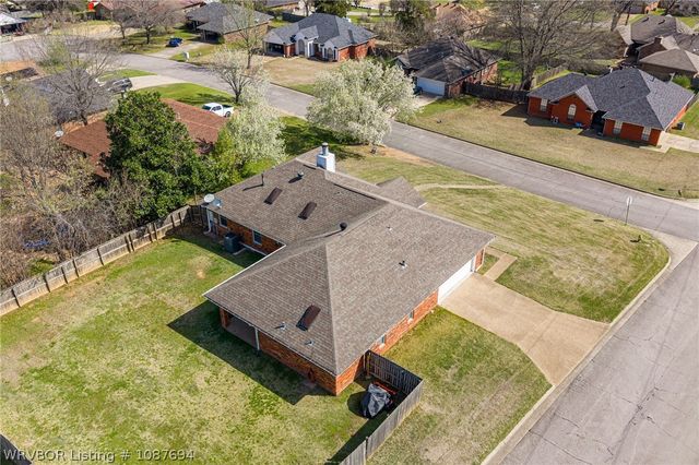 1701 Broken Hill Drive, Van Buren, AR 72956