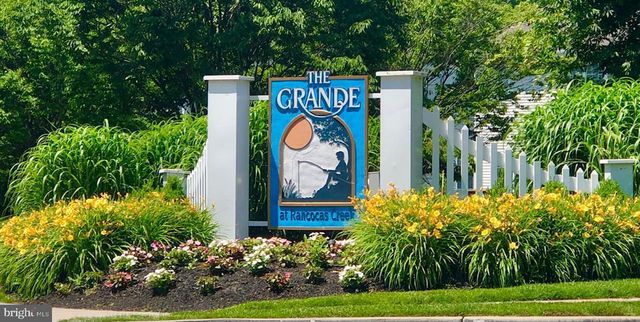 349 HUNTINGTON DR, Delran, NJ 08075