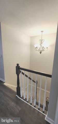 349 HUNTINGTON DR, Delran, NJ 08075