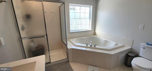 349 HUNTINGTON DR, Delran, NJ 08075