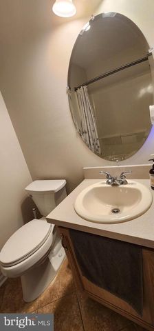 349 HUNTINGTON DR, Delran, NJ 08075