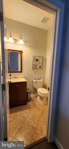 349 HUNTINGTON DR, Delran, NJ 08075