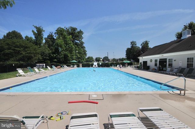 349 HUNTINGTON DR, Delran, NJ 08075