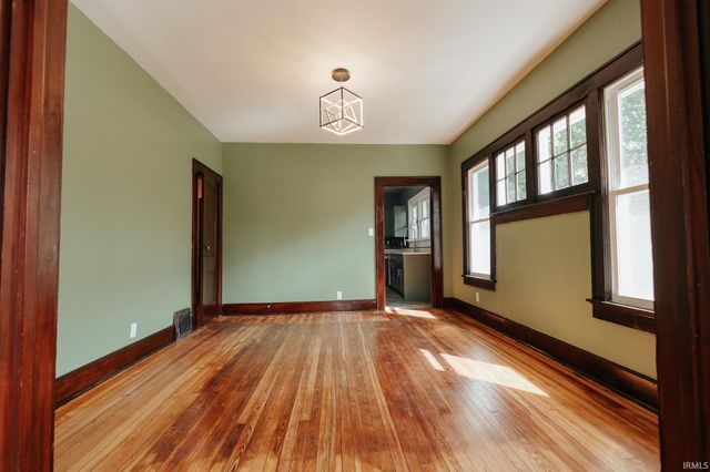 1042 Bellemeade Avenue, Evansville, IN 47714