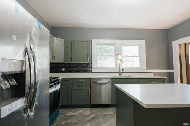 1042 Bellemeade Avenue, Evansville, IN 47714