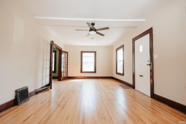 1042 Bellemeade Avenue, Evansville, IN 47714