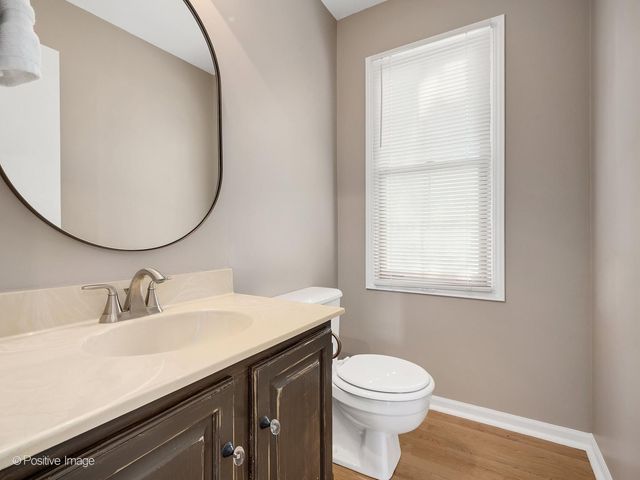 2S751 Grove Lane, Warrenville, IL 60555