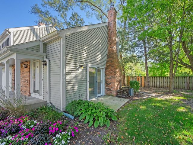 2S751 Grove Lane, Warrenville, IL 60555