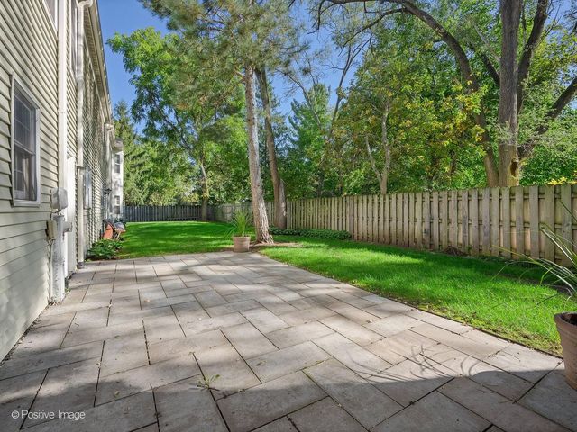 2S751 Grove Lane, Warrenville, IL 60555