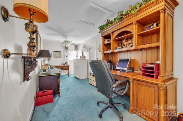 129 Renaissance Place, Statesville, NC 28625