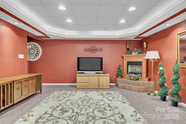 129 Renaissance Place, Statesville, NC 28625