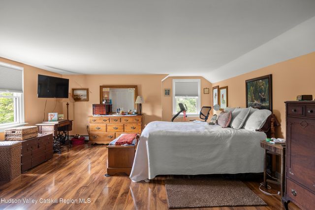 2727 County Route 8, Elizaville, NY 12523