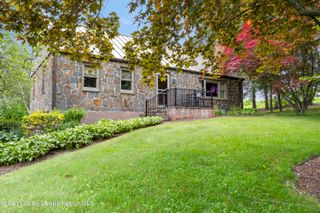 2727 County Route 8, Elizaville, NY 12523