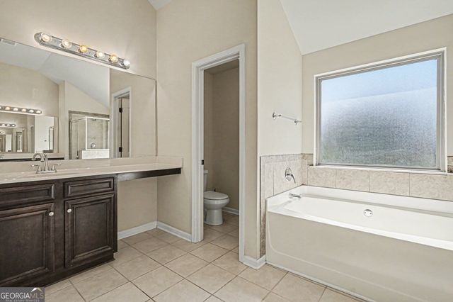 793 Kaitlyn Drive, Loganville, GA 30052