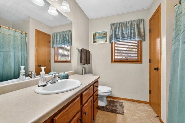 1900 WHITE WOLF LANE, Kaukauna, WI 54130