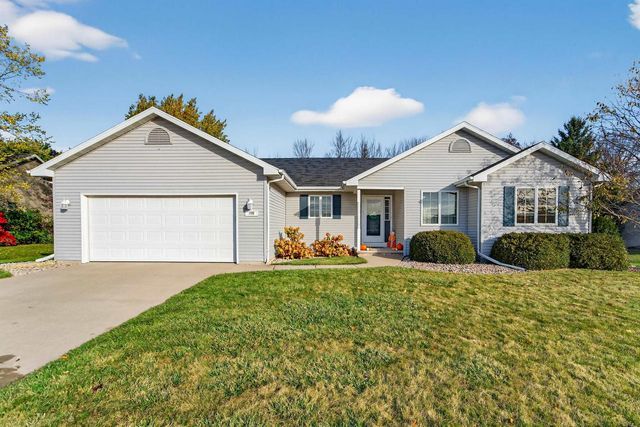 1900 WHITE WOLF LANE, Kaukauna, WI 54130