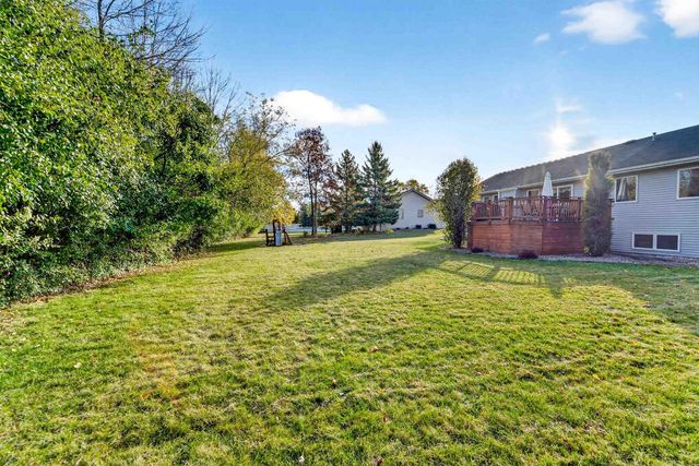 1900 WHITE WOLF LANE, Kaukauna, WI 54130