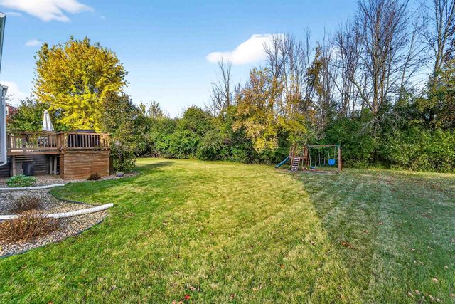 1900 WHITE WOLF LANE, Kaukauna, WI 54130