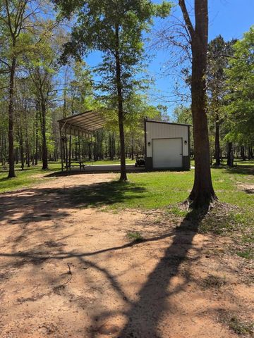 9848 Fm-943, Livingston, TX 77351