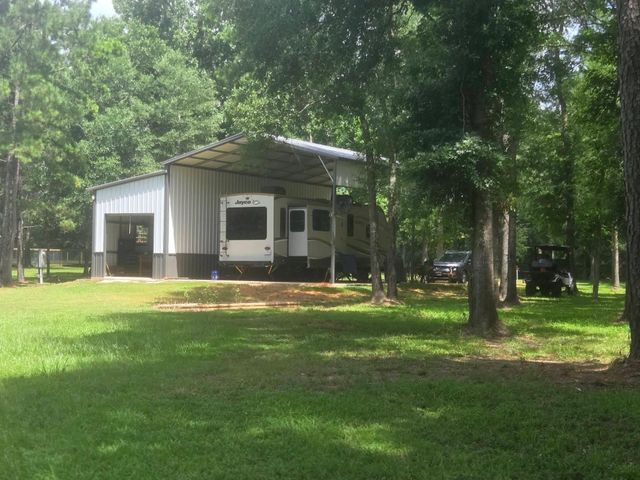 9848 Fm-943, Livingston, TX 77351