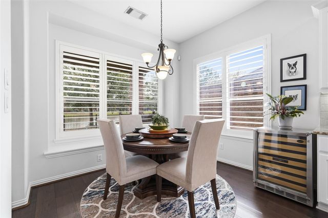 11 Kayak Ridge Drive, The Woodlands, TX 77389