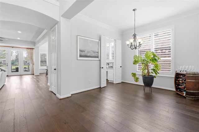 11 Kayak Ridge Drive, The Woodlands, TX 77389