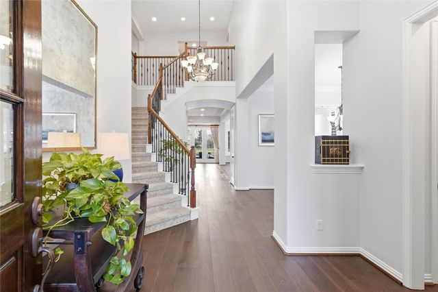 11 Kayak Ridge Drive, The Woodlands, TX 77389