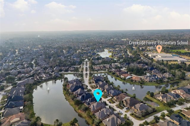 11 Kayak Ridge Drive, The Woodlands, TX 77389