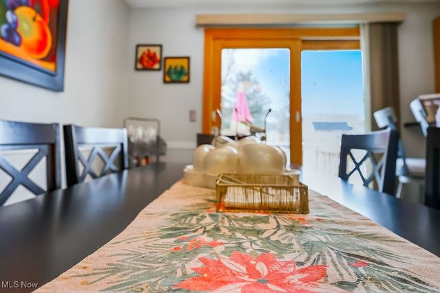 887 Ridgeview Drive, Medina, OH 44256