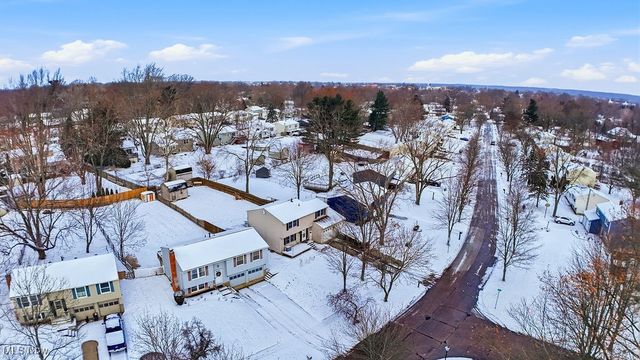 887 Ridgeview Drive, Medina, OH 44256