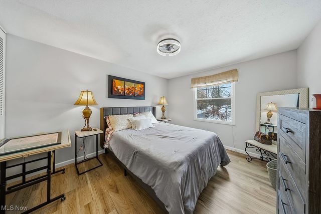 887 Ridgeview Drive, Medina, OH 44256