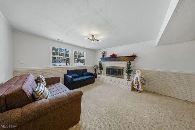 887 Ridgeview Drive, Medina, OH 44256