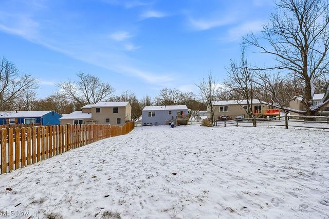 887 Ridgeview Drive, Medina, OH 44256