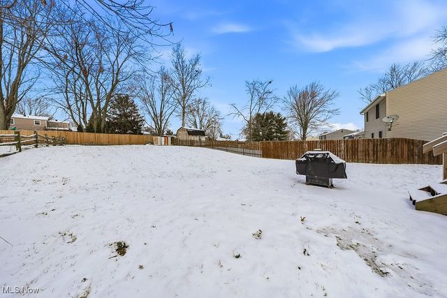 887 Ridgeview Drive, Medina, OH 44256