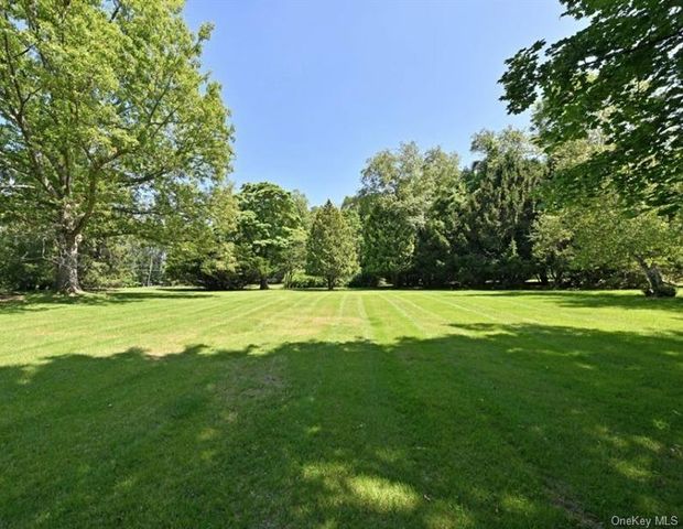 114 E Willow Tree Road, Spring Valley, NY 10977